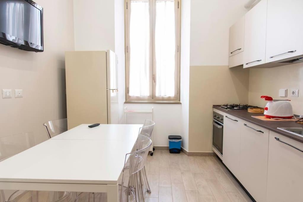 Domus Viola In San Giovanni Rzym Zewnętrze zdjęcie