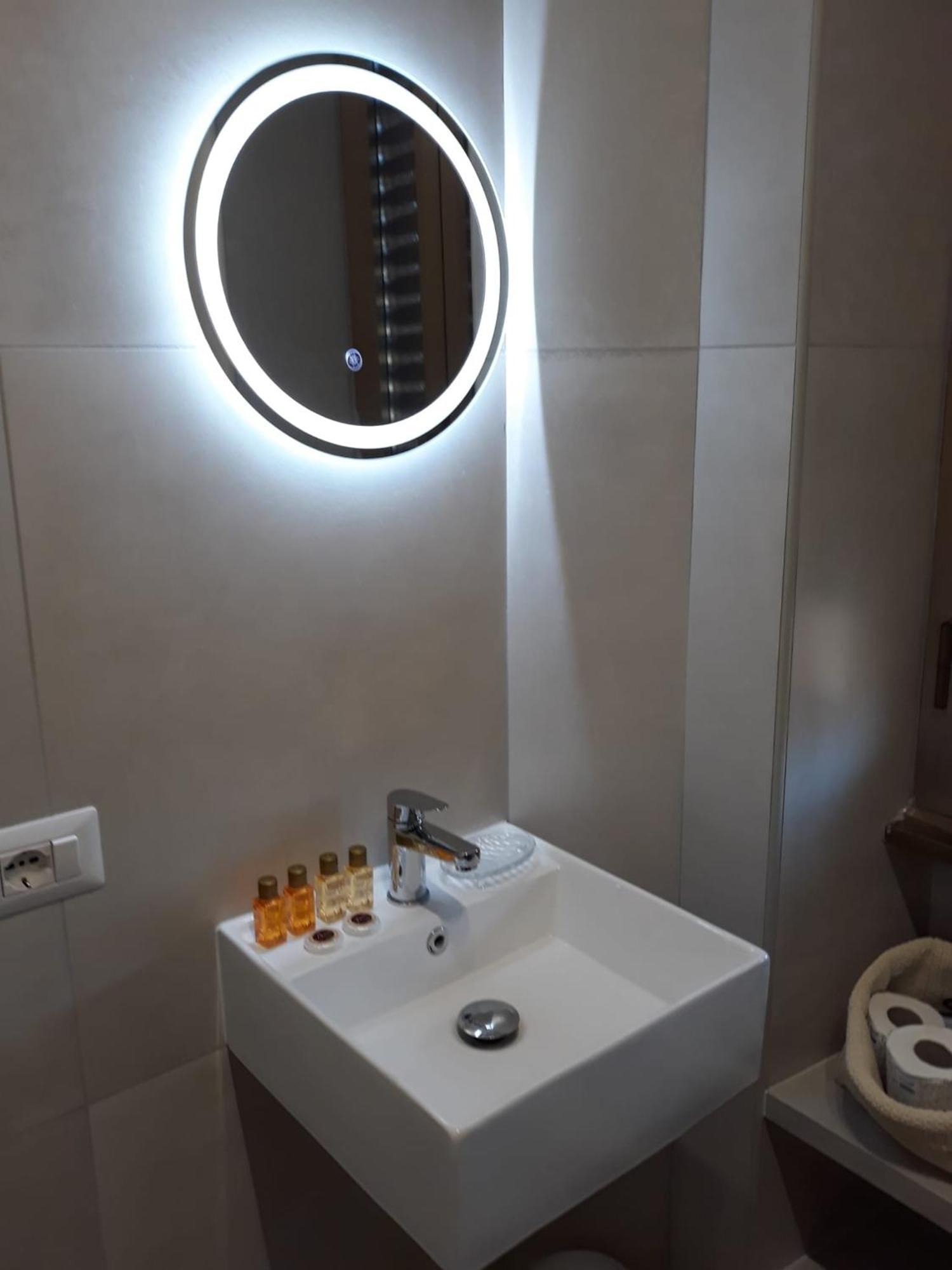 Domus Viola In San Giovanni Rzym Zewnętrze zdjęcie